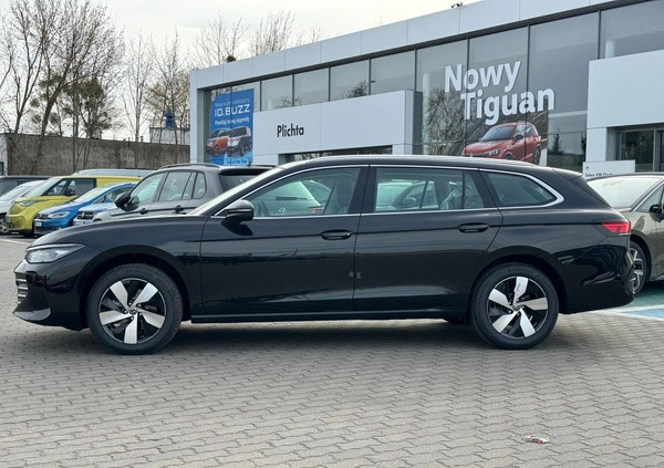 Volkswagen Passat cena 199990 przebieg: 1, rok produkcji 2024 z Kudowa-Zdrój małe 497